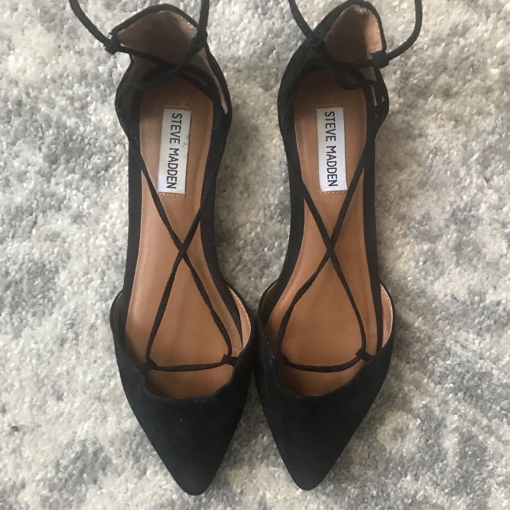 Steve Madden lace up flats